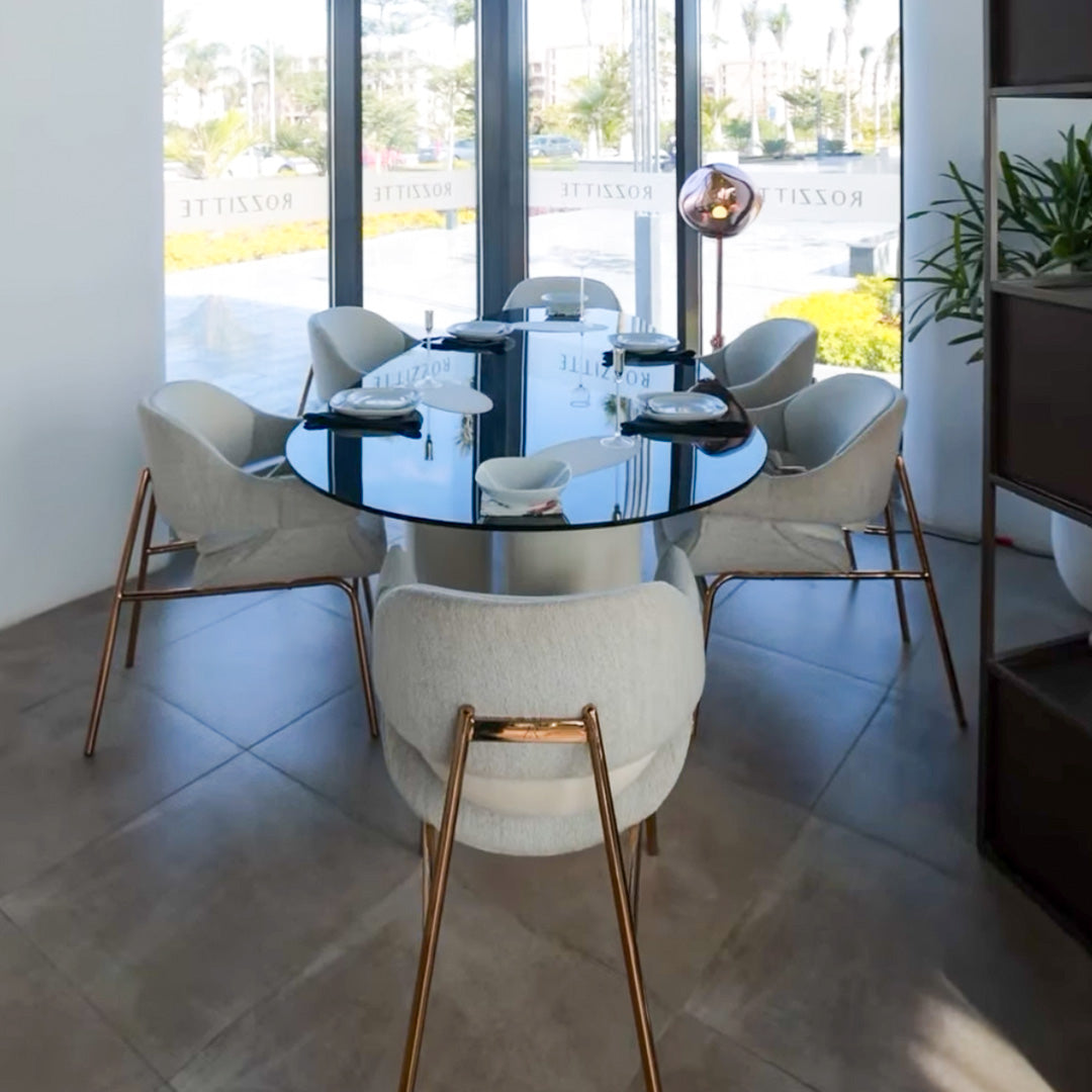 Boteto Dinning Table