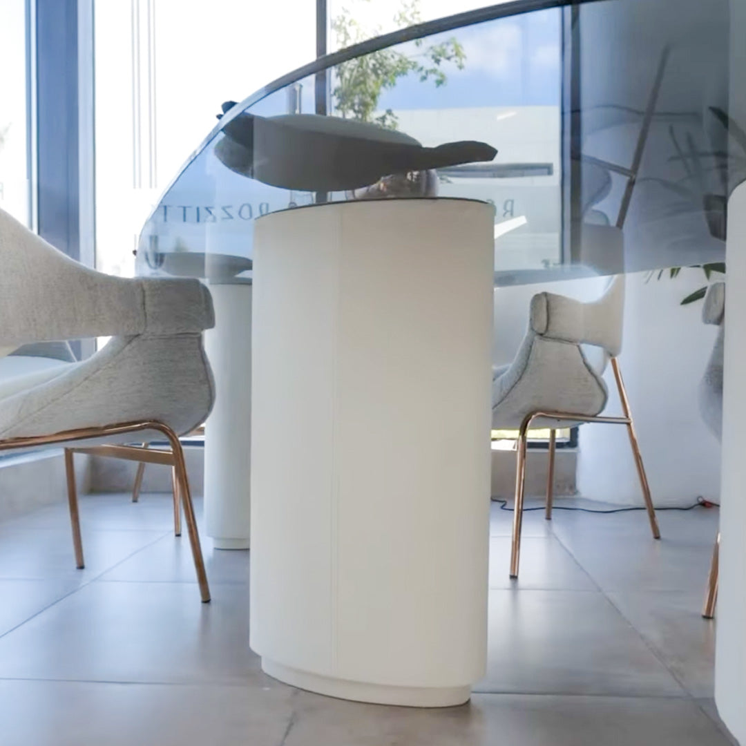 Boteto Dinning Table