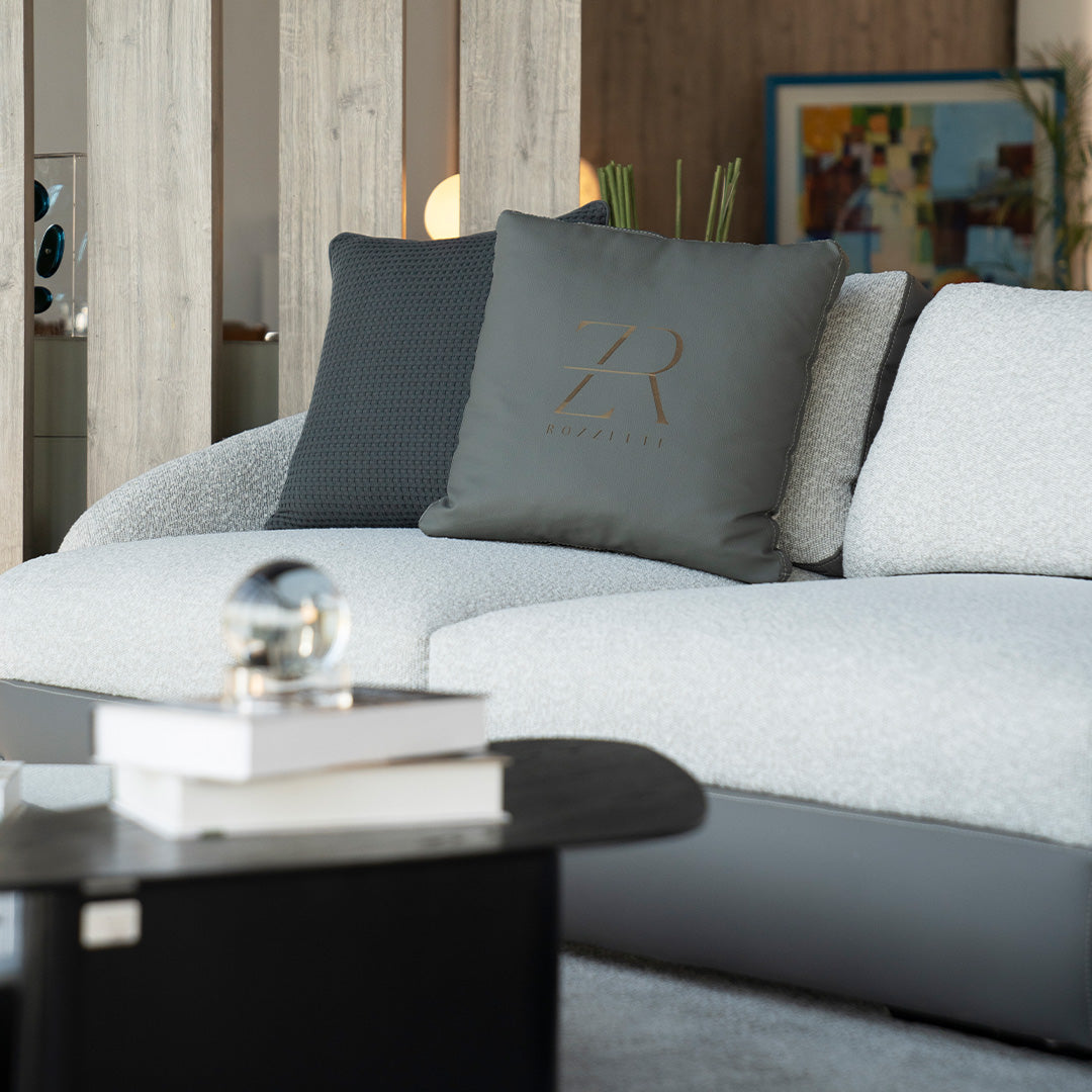 Menatti Sofa