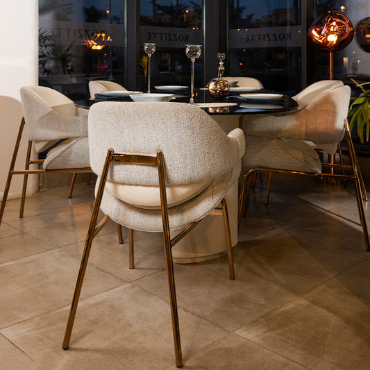 Boteto Dinning Table